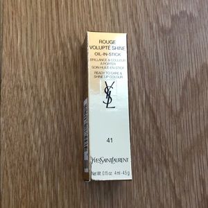 Ysl rouge volunteers shine in Corail 41